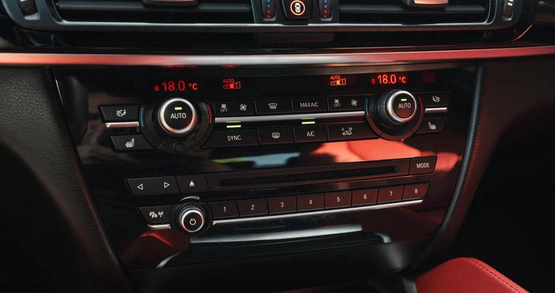 BMW X6 cena 169990 przebieg: 165632, rok produkcji 2017 z Kudowa-Zdrój małe 781